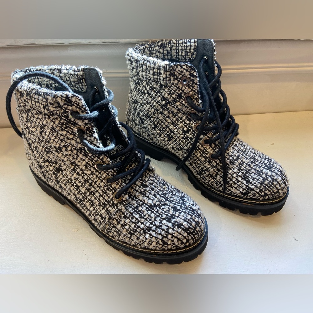Size 7.5 Montelliana black & white tweed boots. Brand new with bag